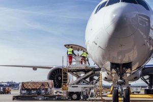 Hàng hóa của bạn sẽ được vận chuyển bằng đường hàng không đến bất cứ đâu Hàng hóa của bạn sẽ được vận chuyển bằng đường hàng không đến bất cứ đâu