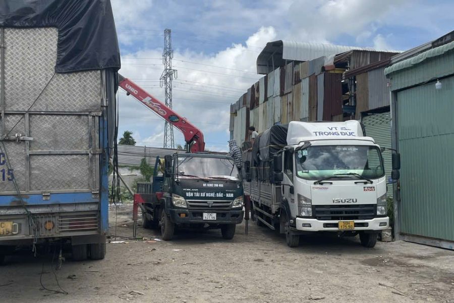 Vận tải Trọng Đức chuyên cung cấp dịch vụ vận chuyển hàng hóa đi tỉnh. Vận tải Trọng Đức chuyên cung cấp dịch vụ vận chuyển hàng hóa đi tỉnh.